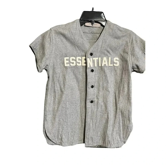 FEAR OF GOD ESSENTIALS Kids Grey Baseball T-Shirt - Picture 2 of 7